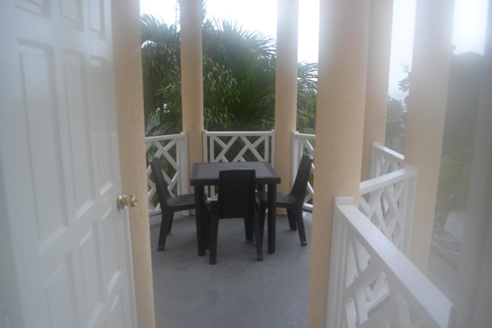 Sky Castles Apt H6 Ocho Rios Eksteriør billede