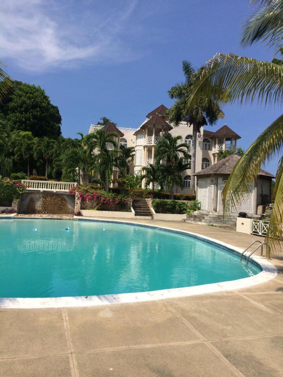 Sky Castles Apt H6 Ocho Rios Eksteriør billede